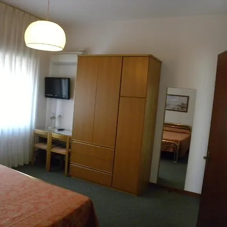 Rosengarten 3* Pavia