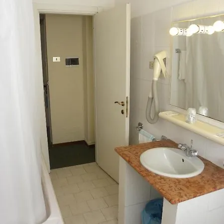 Hotell Rosengarten Pavia