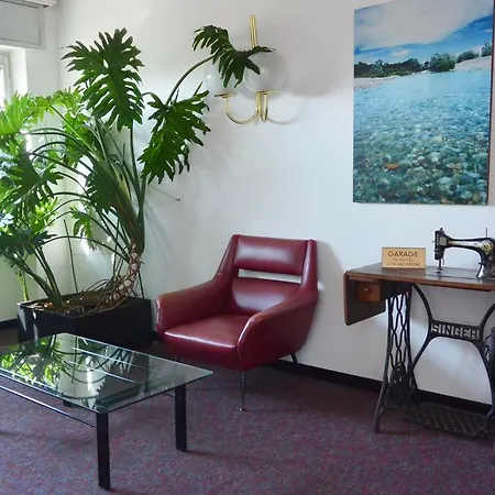 Rosengarten Hotell Pavia